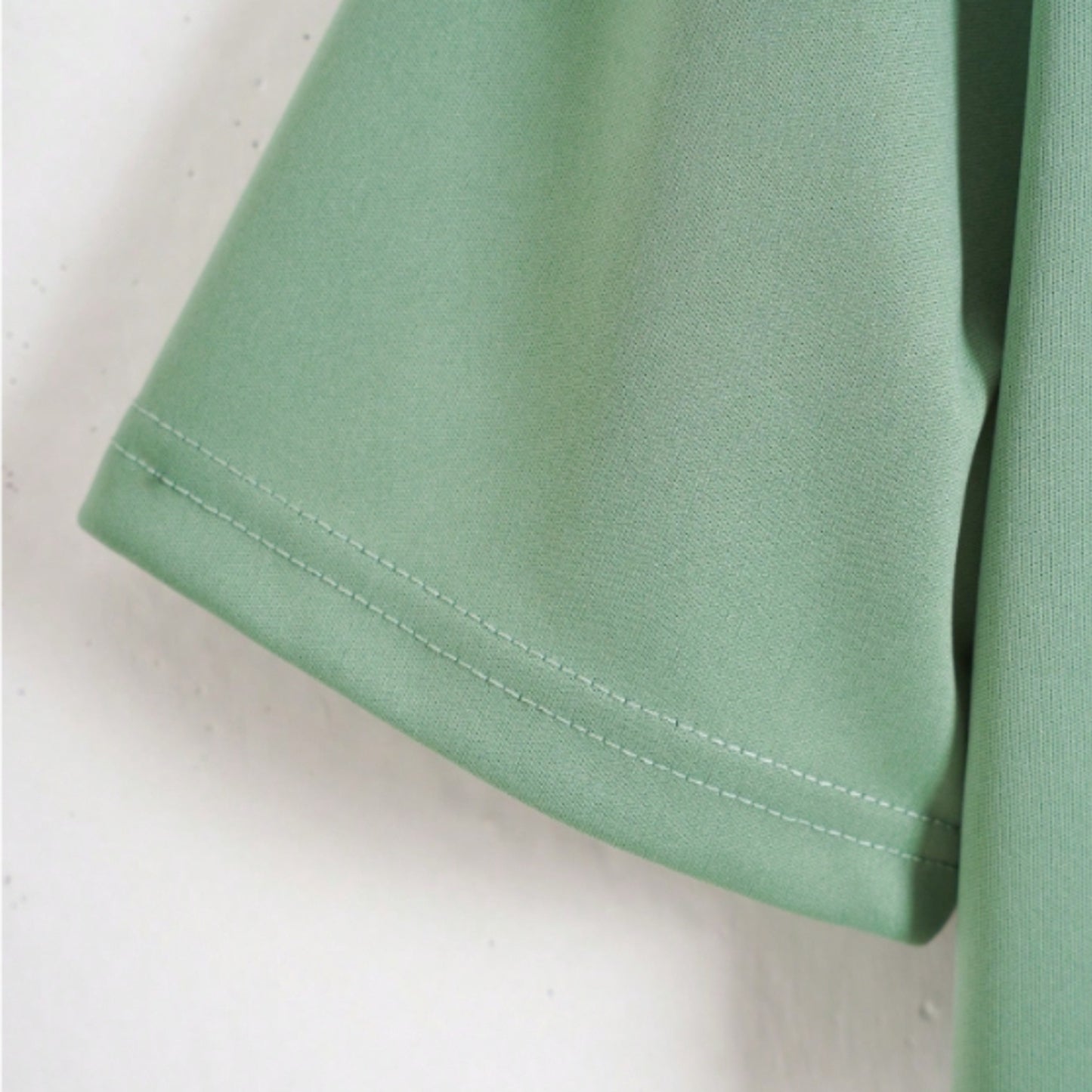 BASIC CROPPED T-SHIRT